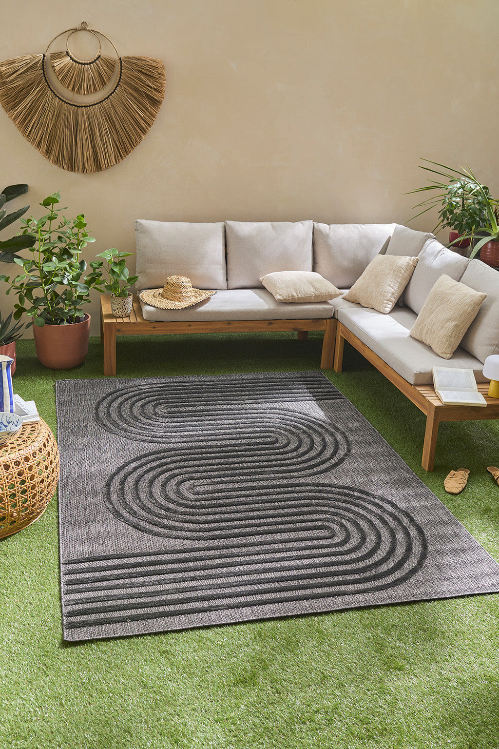 Alfombra interior y exterior con motivos ondulados SANTORINI Negro: SAN987NOI Alfombras Nazar