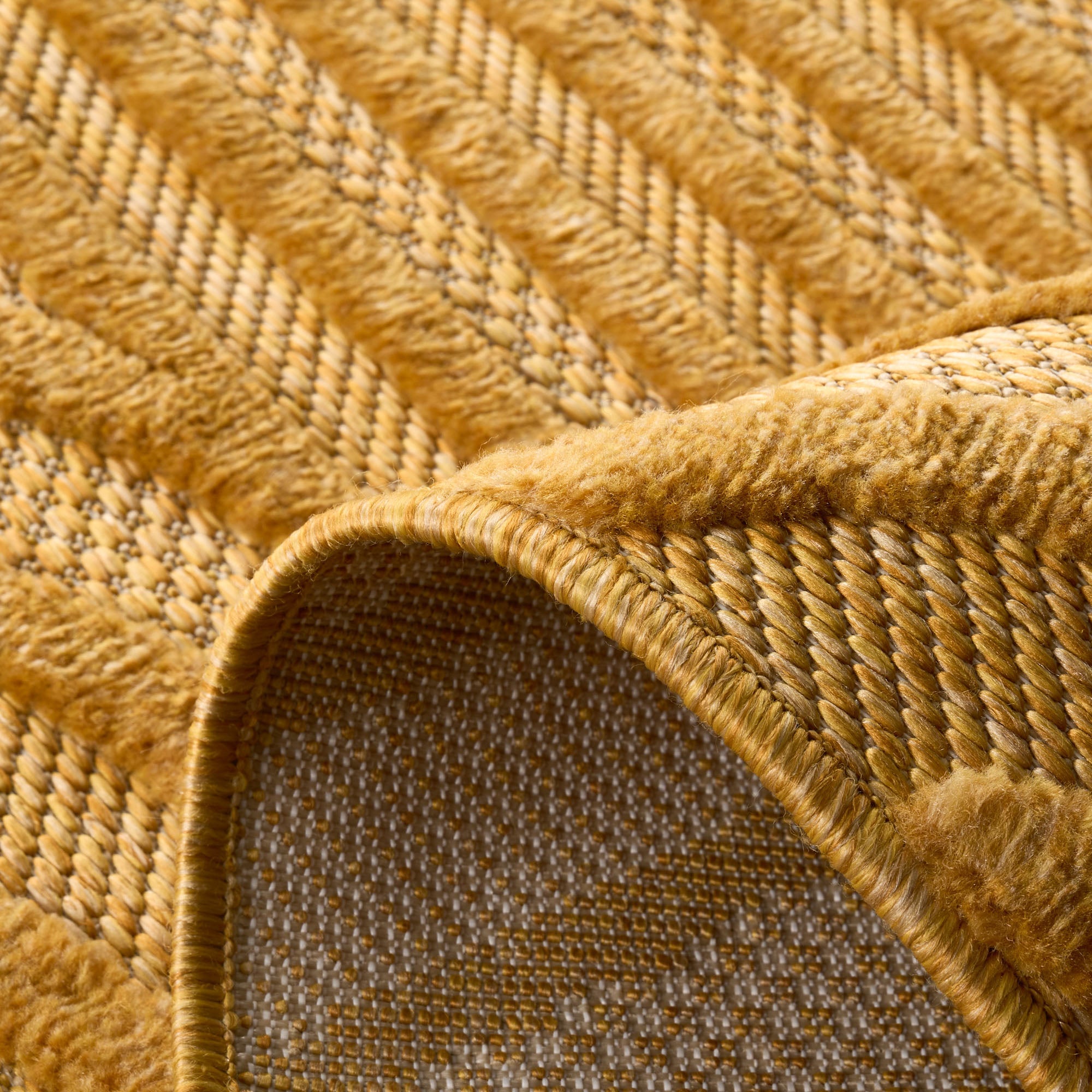 Alfombra con estampado gráfico para interior y exterior Santorini Yellow: SAN989JAU Alfombras Nazar