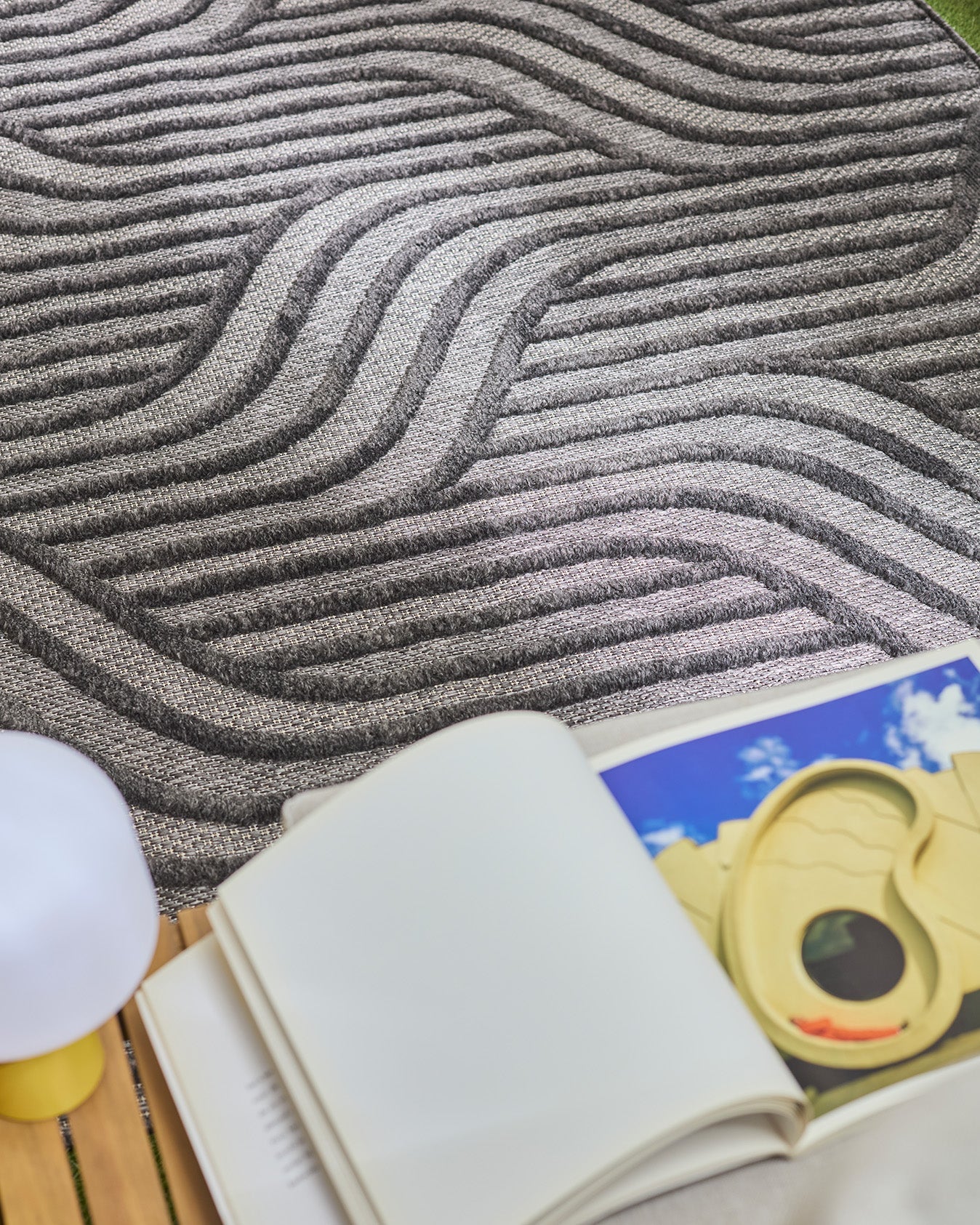 Alfombra con estampado gráfico para interior y exterior Santorini Black: SAN989NOI Alfombras Nazar