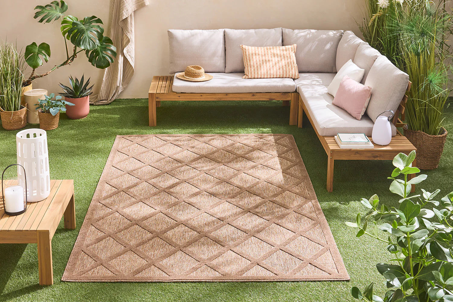 Santorini 991 Rug - Graphic Pattern - Beige - Indoor / Outdoor