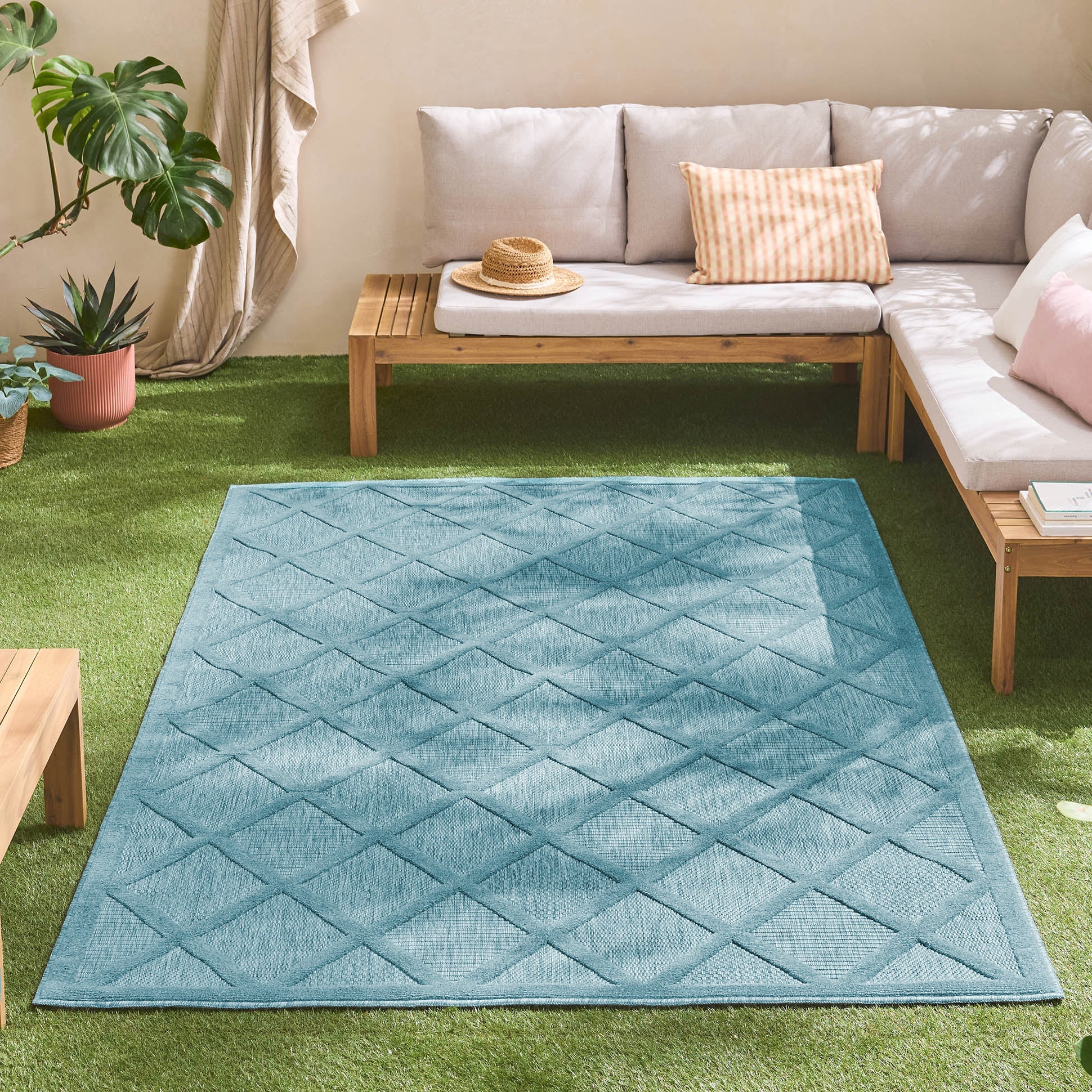 Santorini 991 Rug - Graphic Pattern - Turquoise - Indoor / Outdoor