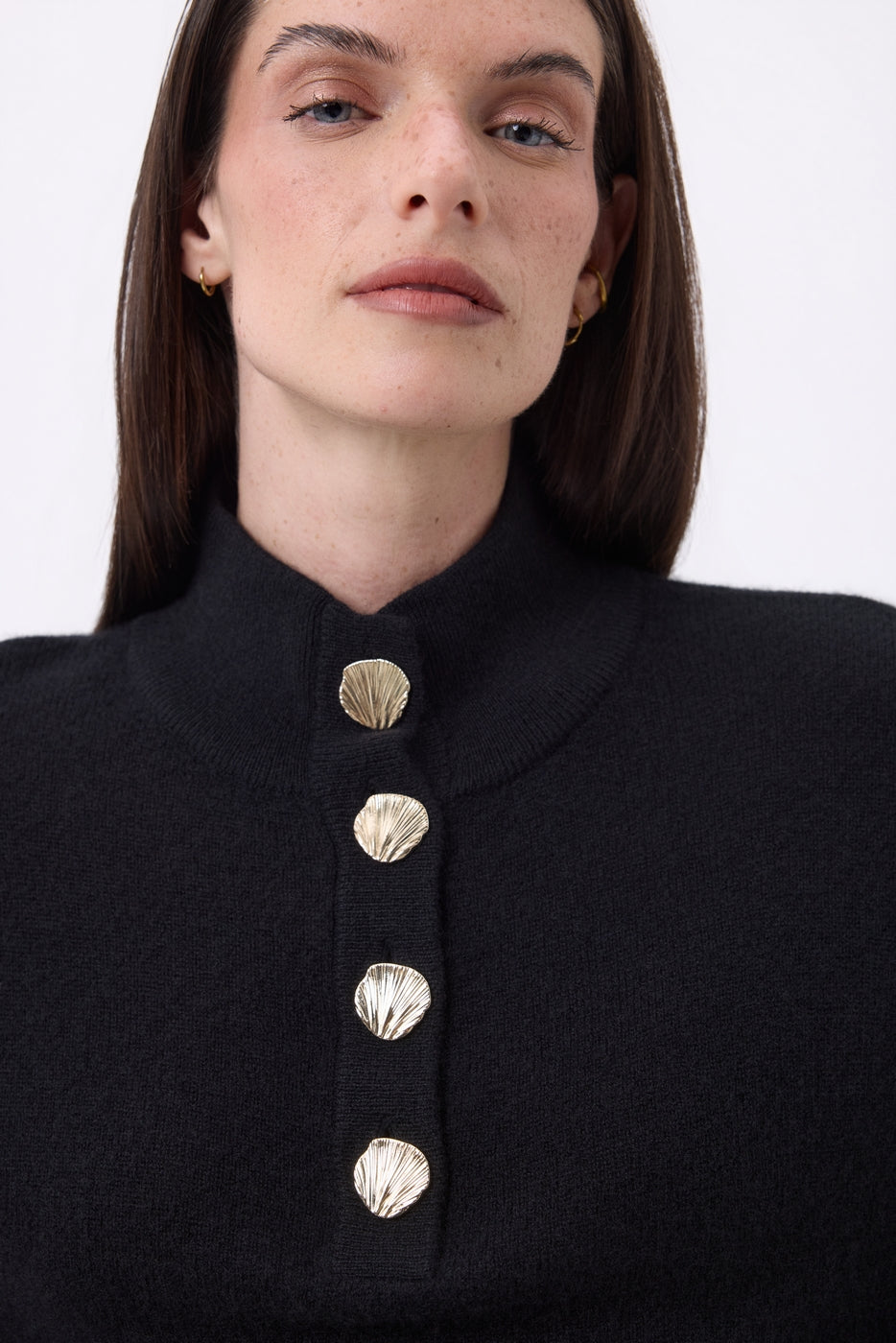 Pull Col Montant Manches Ballons Boutons Dorés Sandy - Noir - Femme