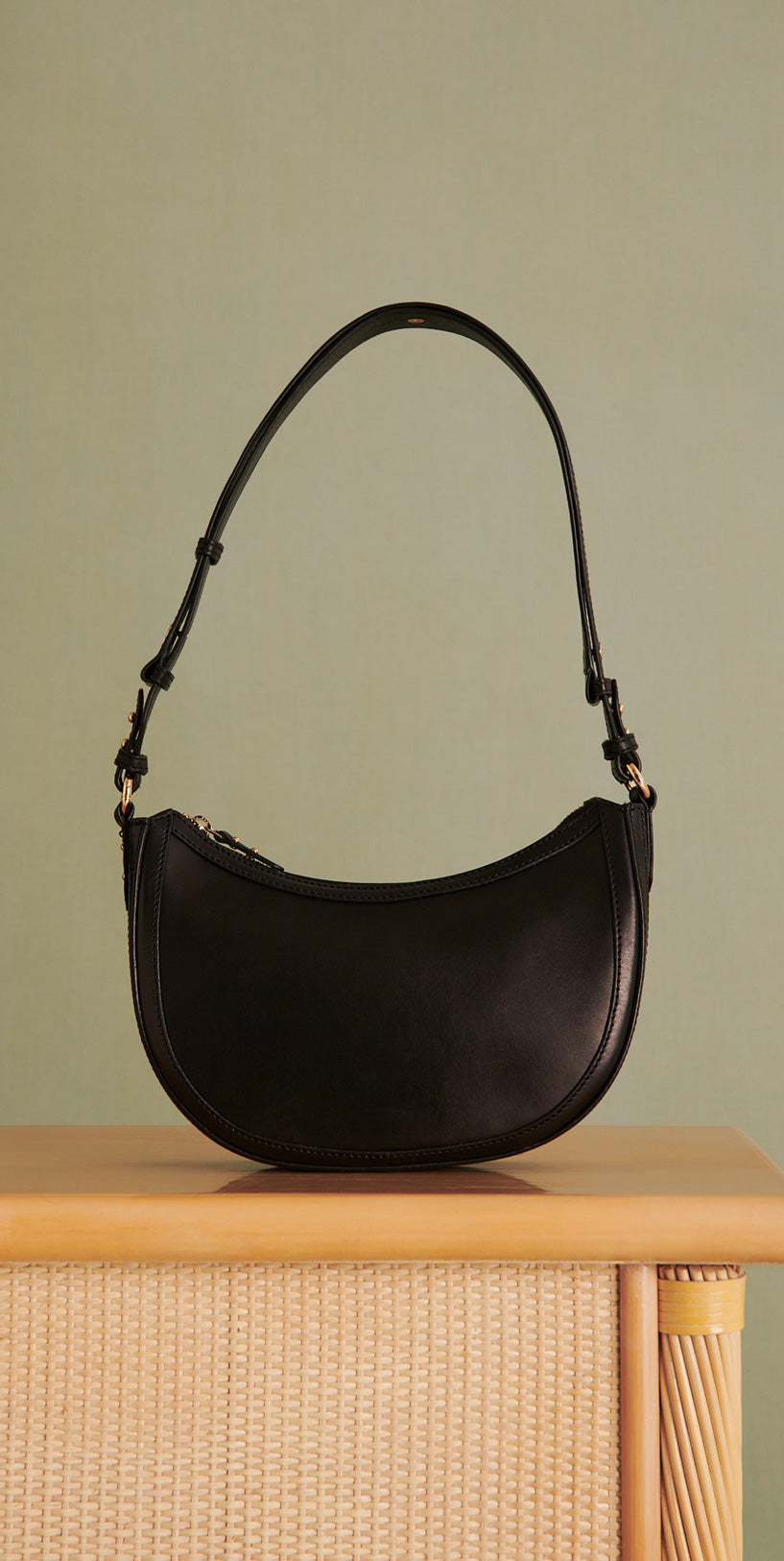 SAULA LEATHER HALF MOON BAG PETITE MENDIGOTE