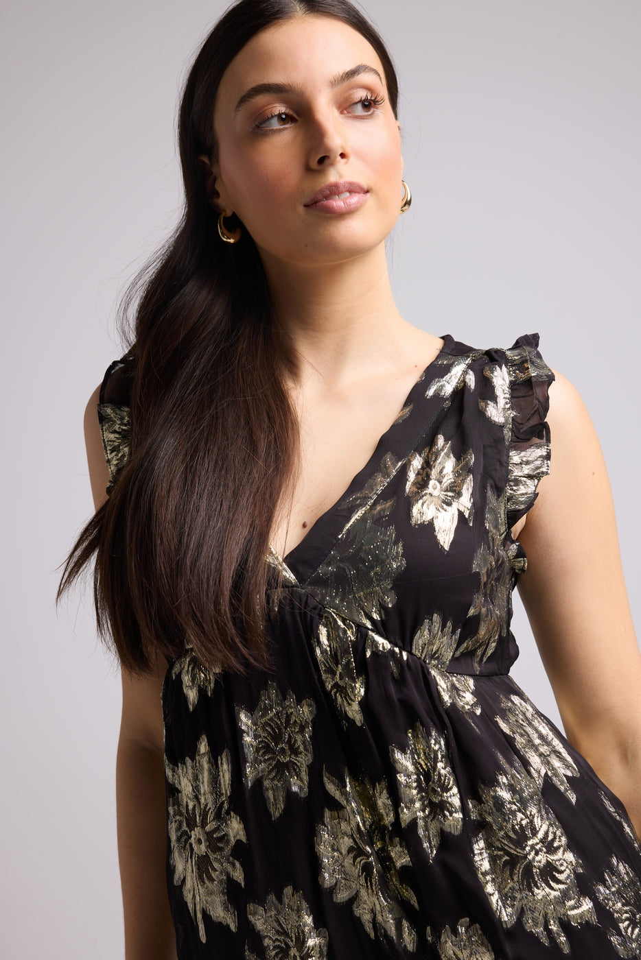 Vestido Corto - Corte Escarlata - Negro