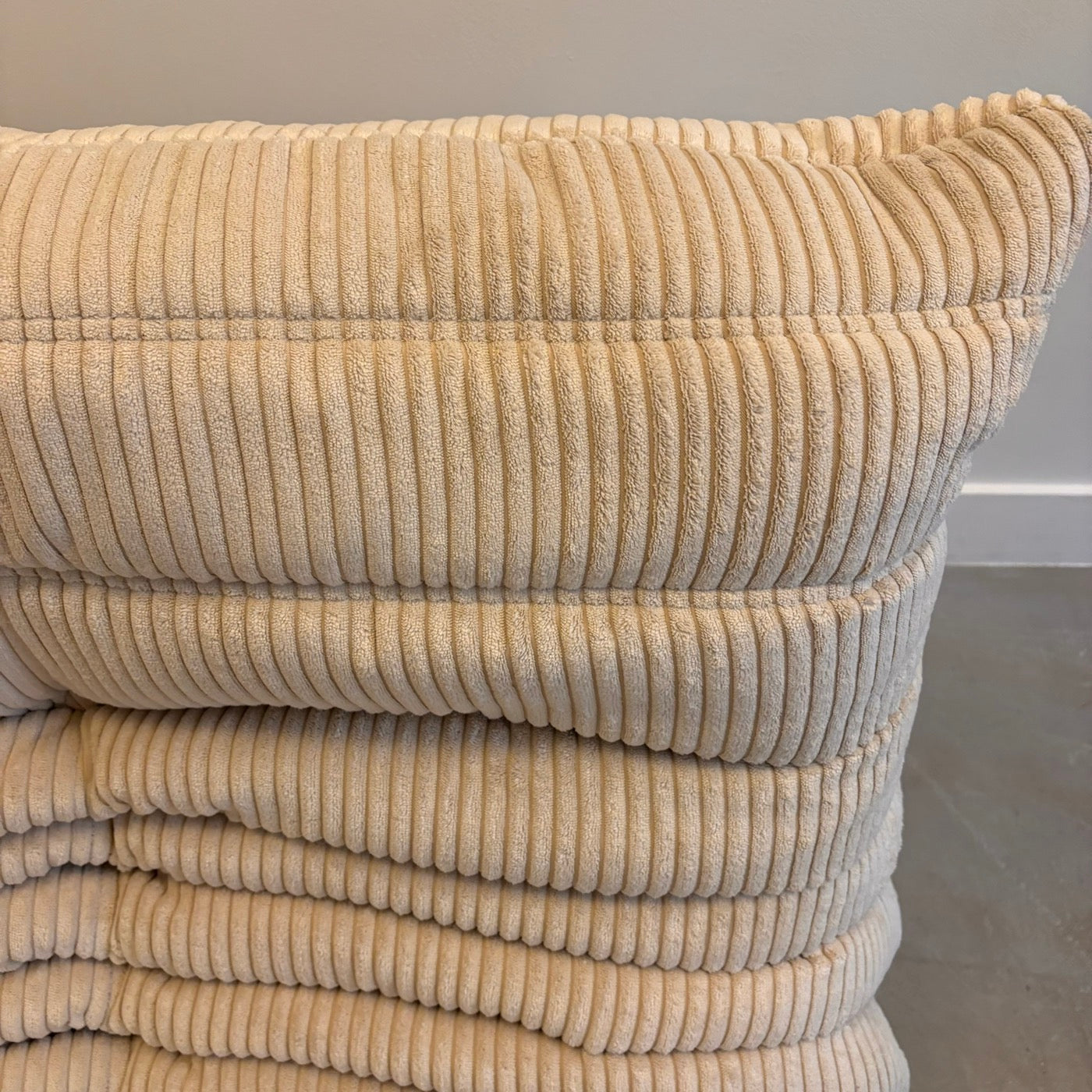 Sofá de 2 Plazas Togo de Michel Ducaroy para Ligne Roset