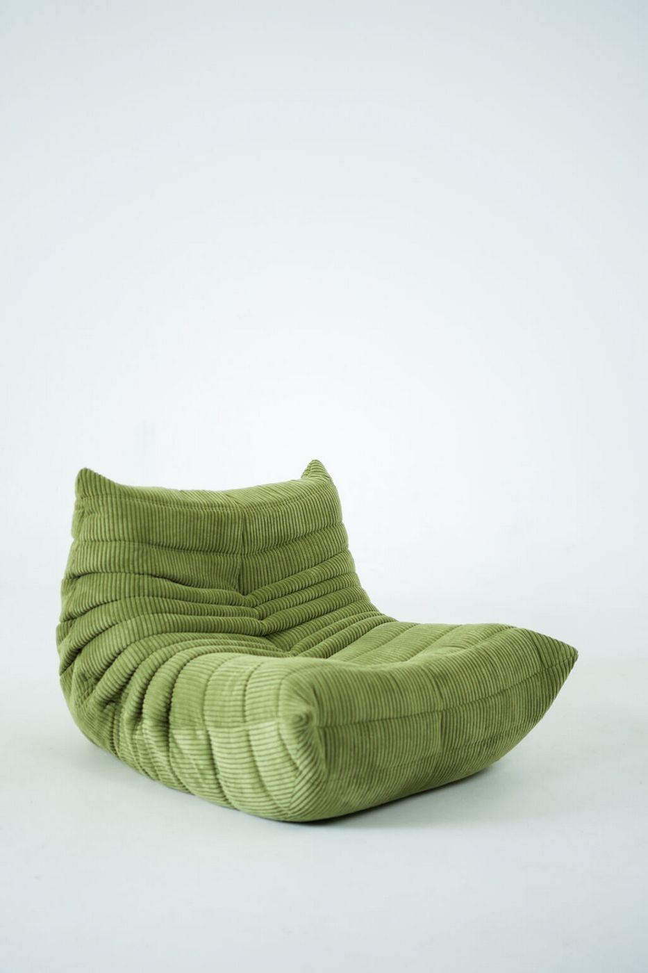 Ensemble Togo - Chauffeuse + Pouf - Velours Côtelé - Vert Frais
