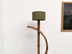 Lampadaire Sculptural En Rotin Cintré - Bois
