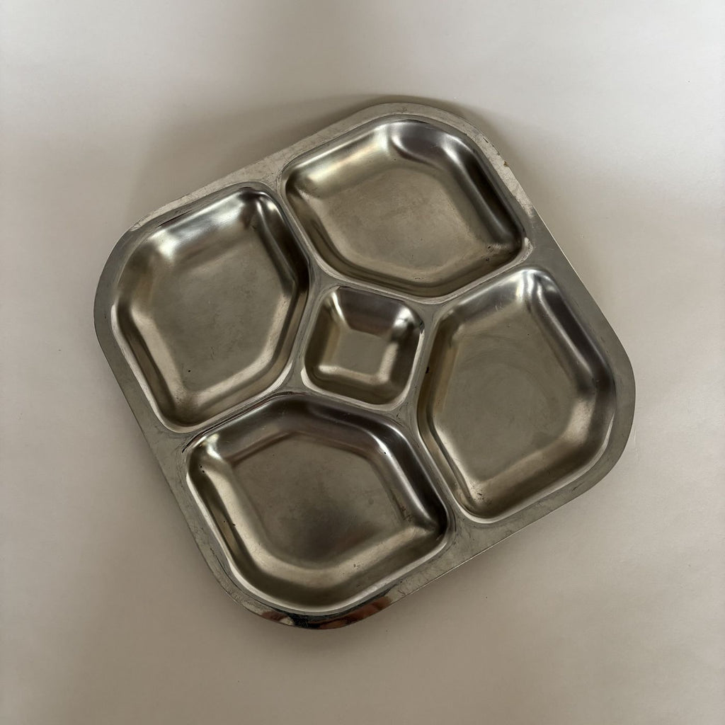 Plat En Inox Vintage