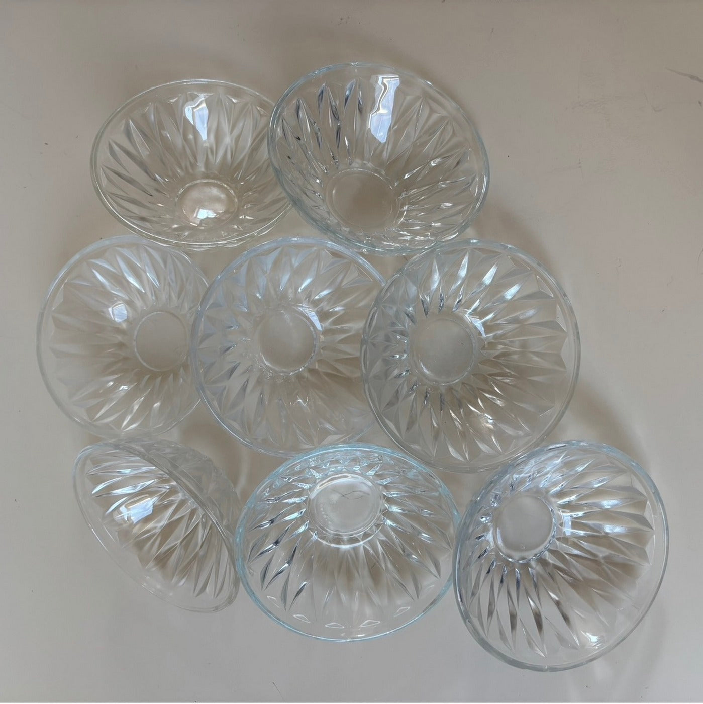 Ensemble De 8 Coupelles En Verre