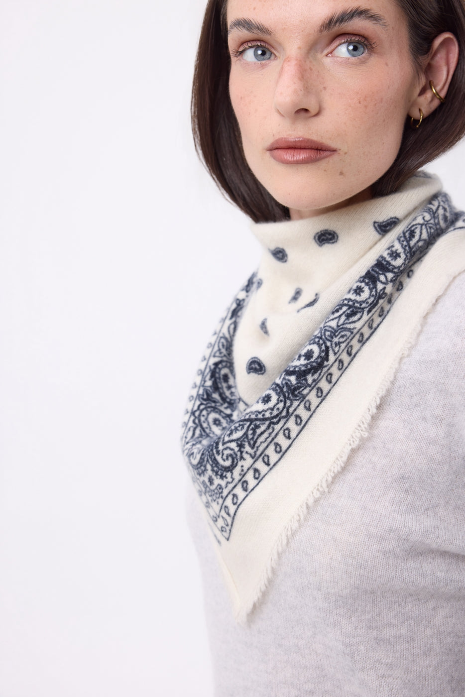 Petit Bandana Presley - Blanc Bleu Marine - Femme - 100% Cachemire