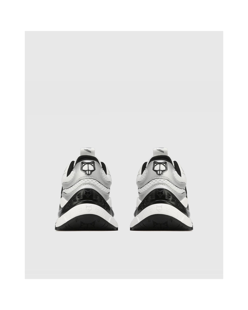 Women's Smash Trainers - White/Silver