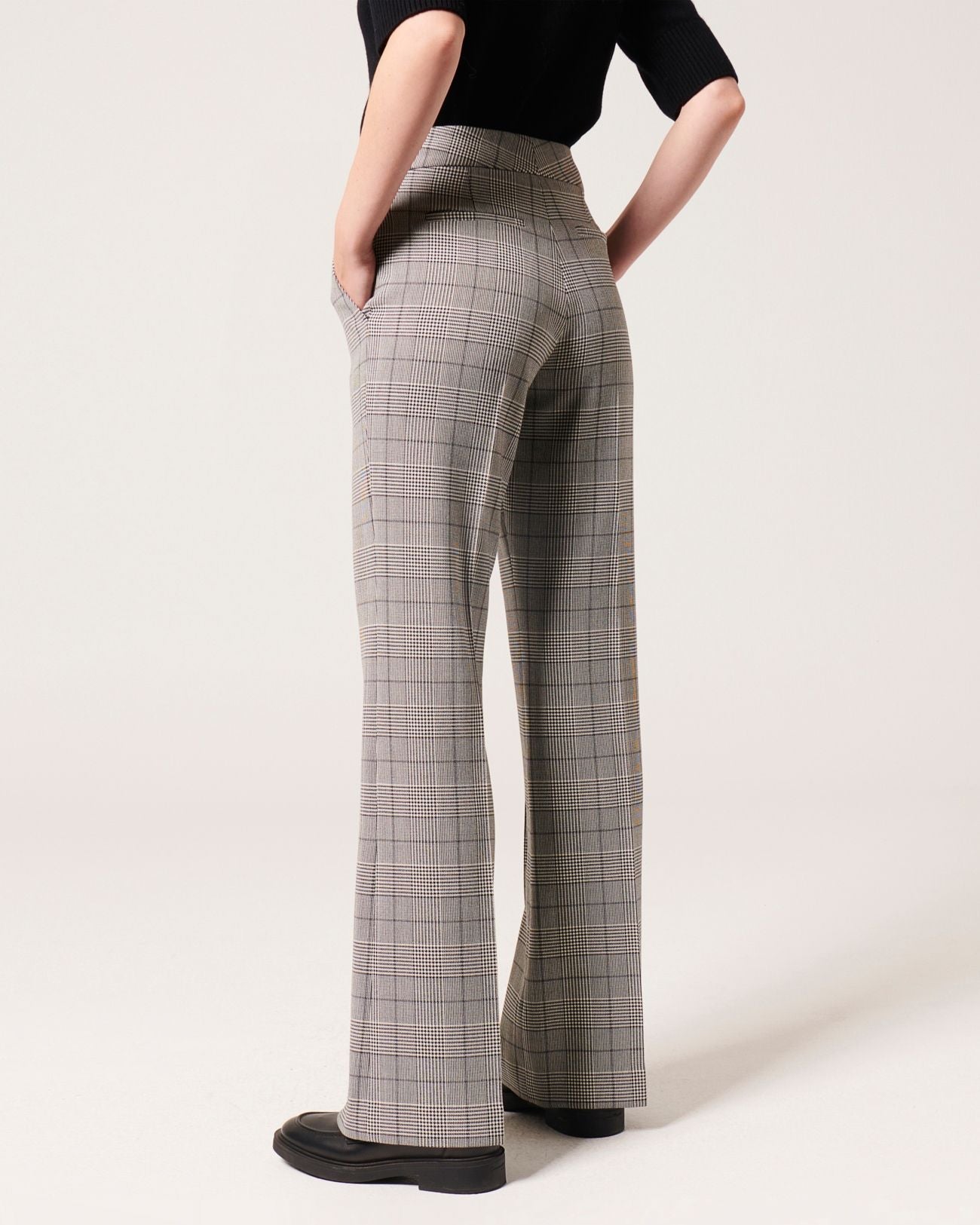Periwinkle pants_4