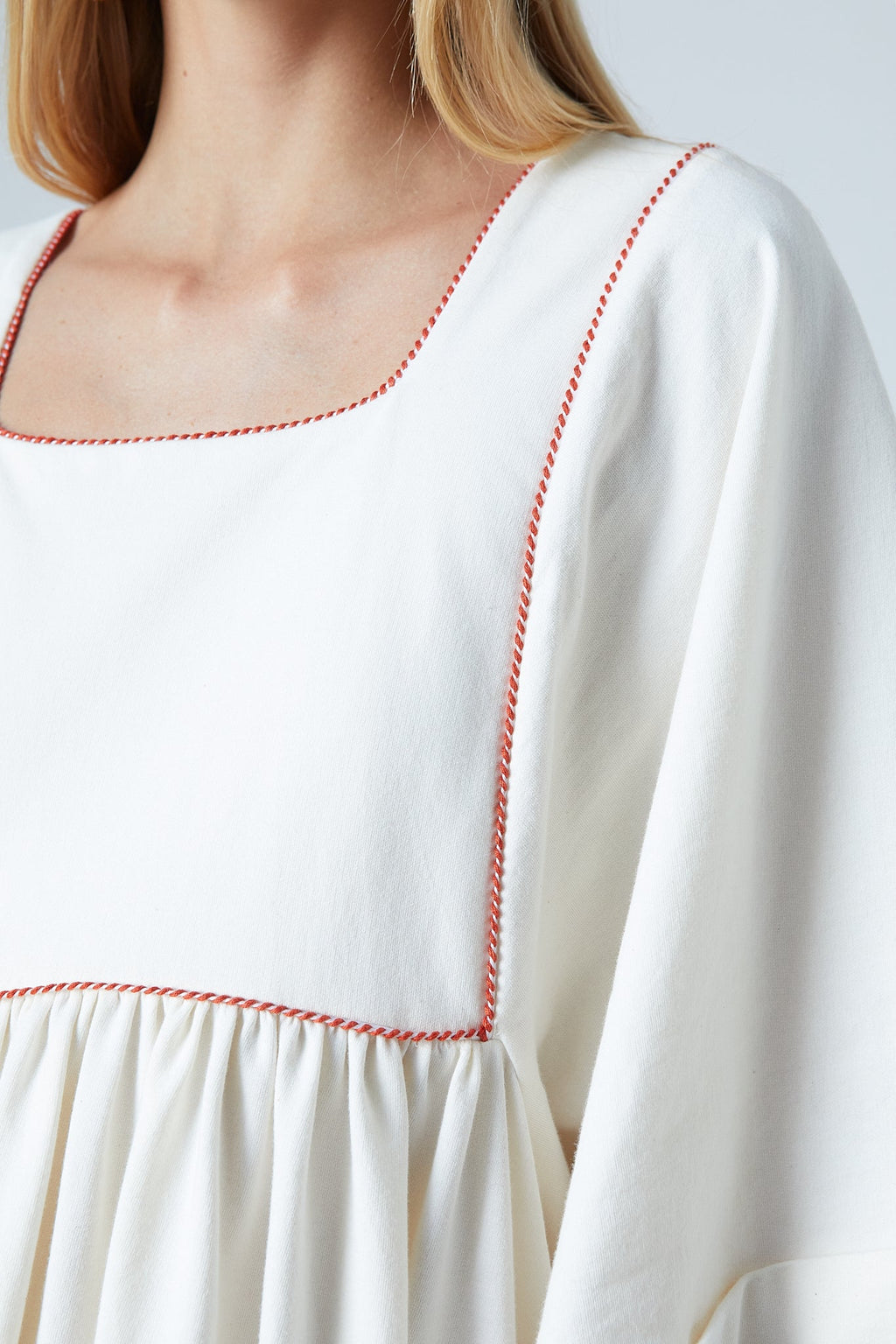 Robe Josephine Cream
