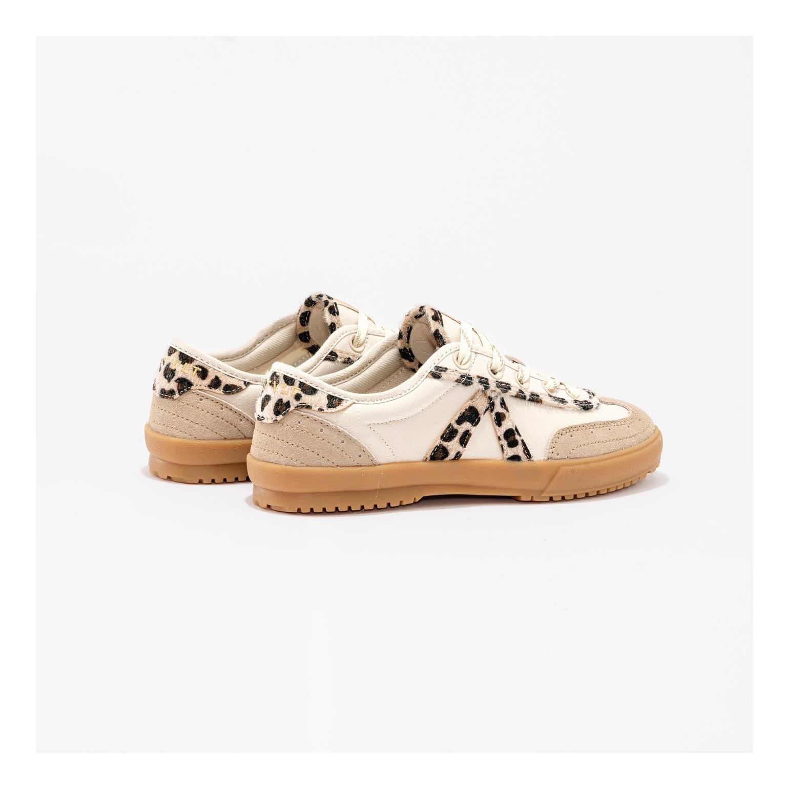 Zapatillas deportivas Swing color canela y leopardo