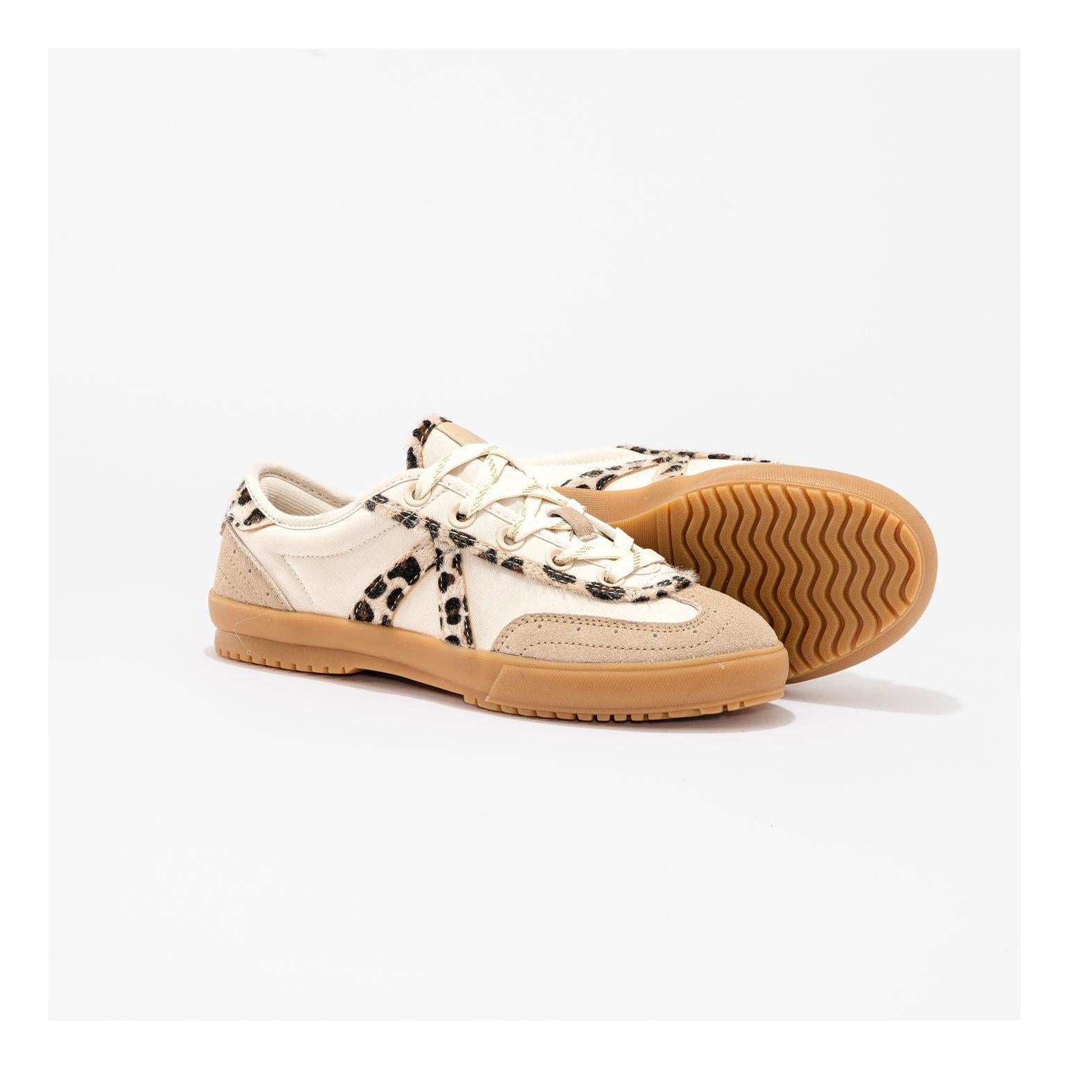 Zapatillas deportivas Swing color canela y leopardo