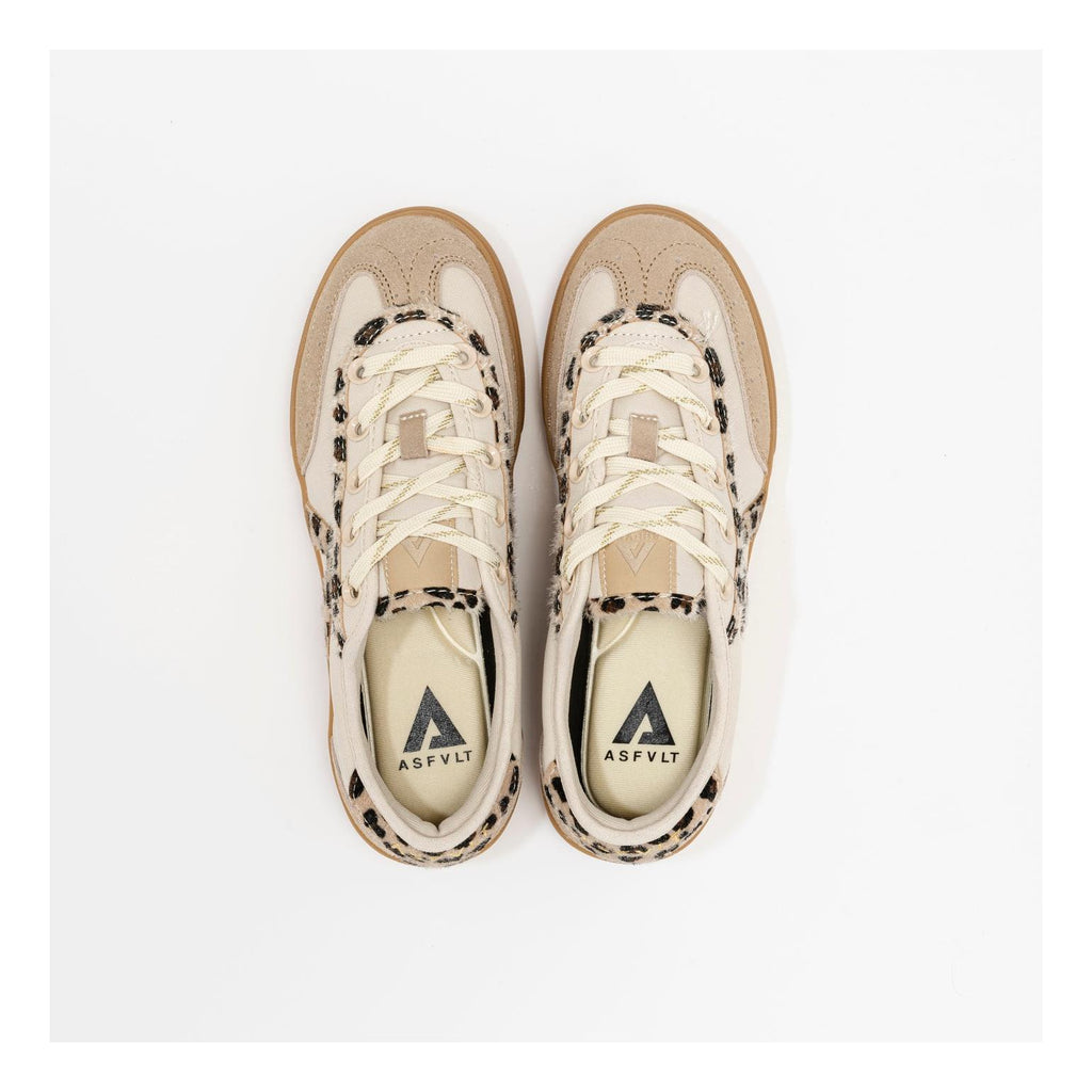 Zapatillas deportivas Swing color canela y leopardo
