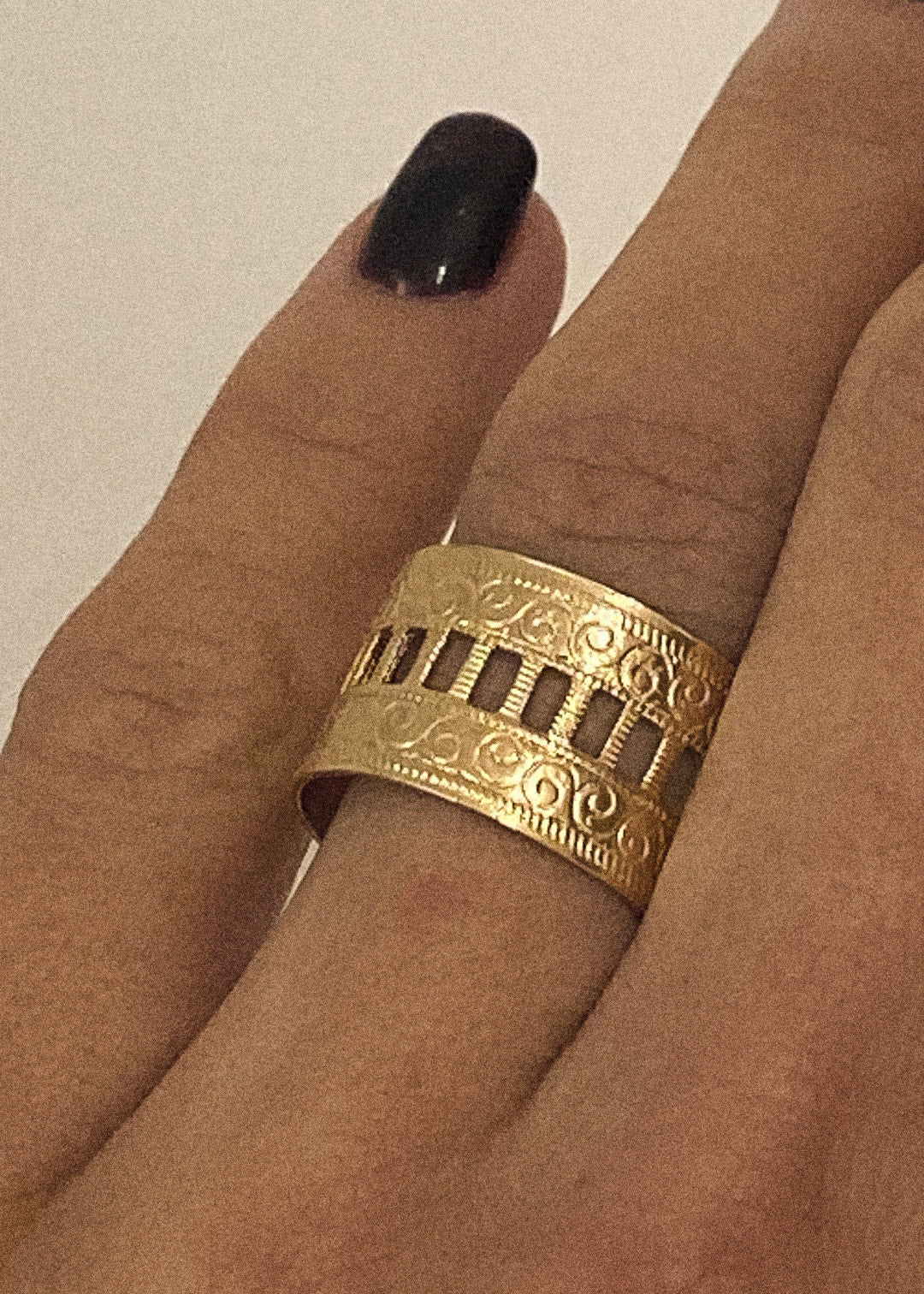 Sebastine ring