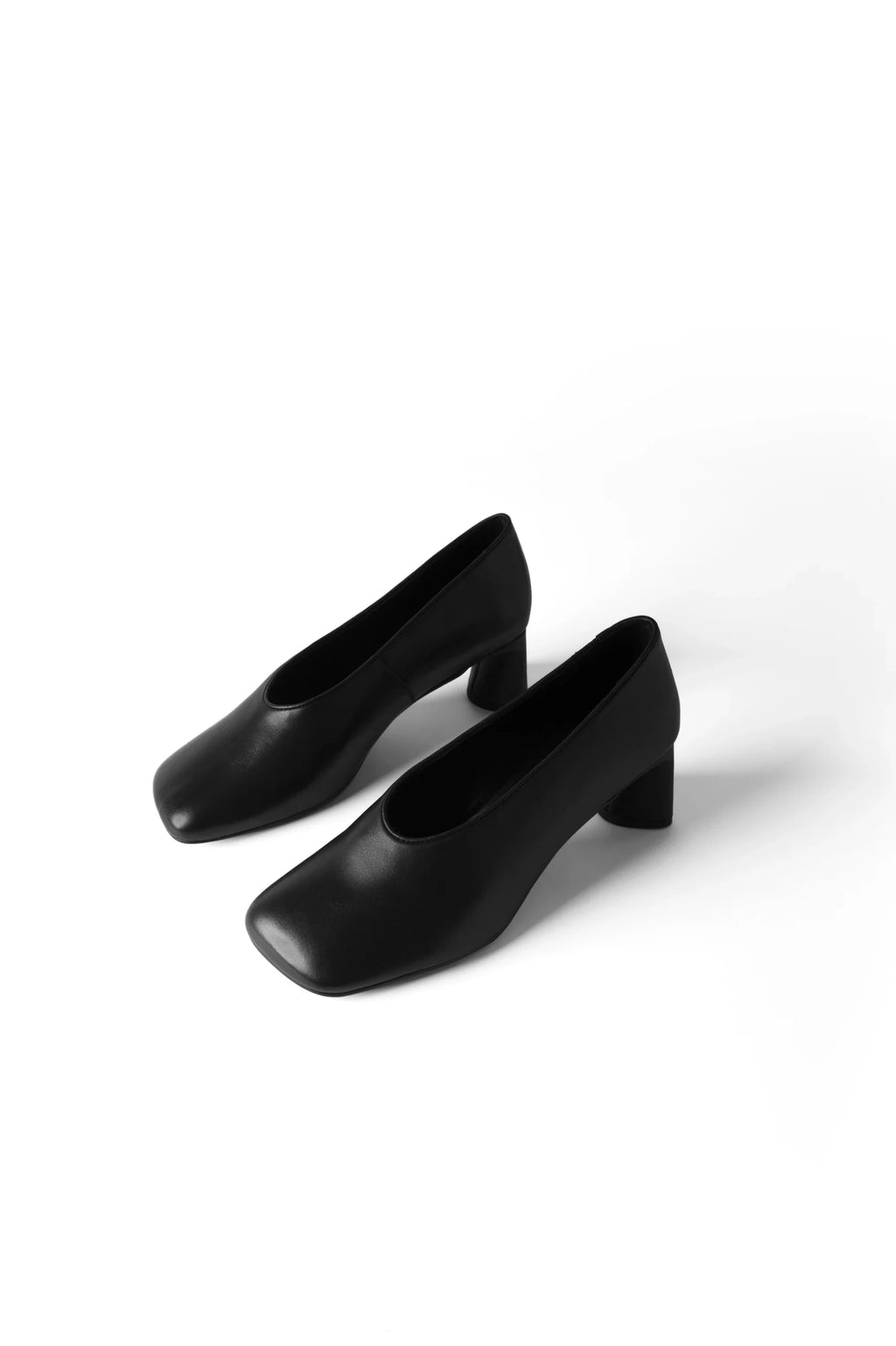 Soft Geometry Pumps – Sort