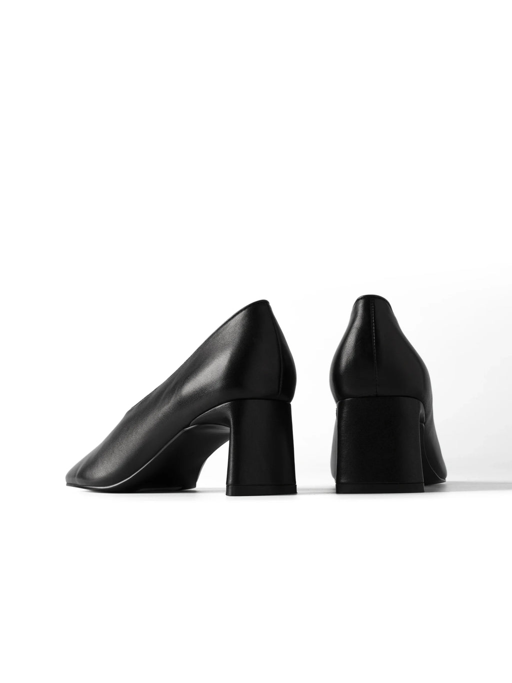 Soft Geometry Pumps – Sort