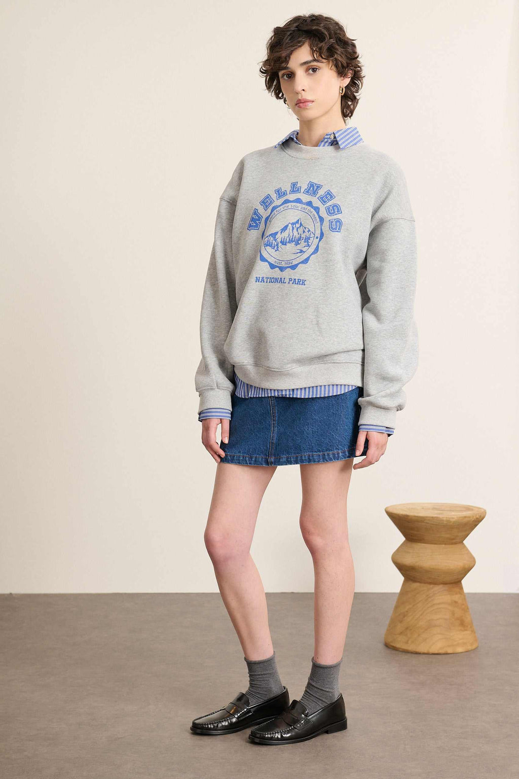 Sweatshirt aus weichem Sweatstoff mit angerauter warmer Innenseite, HW 2025 – ideal für den Winter. 