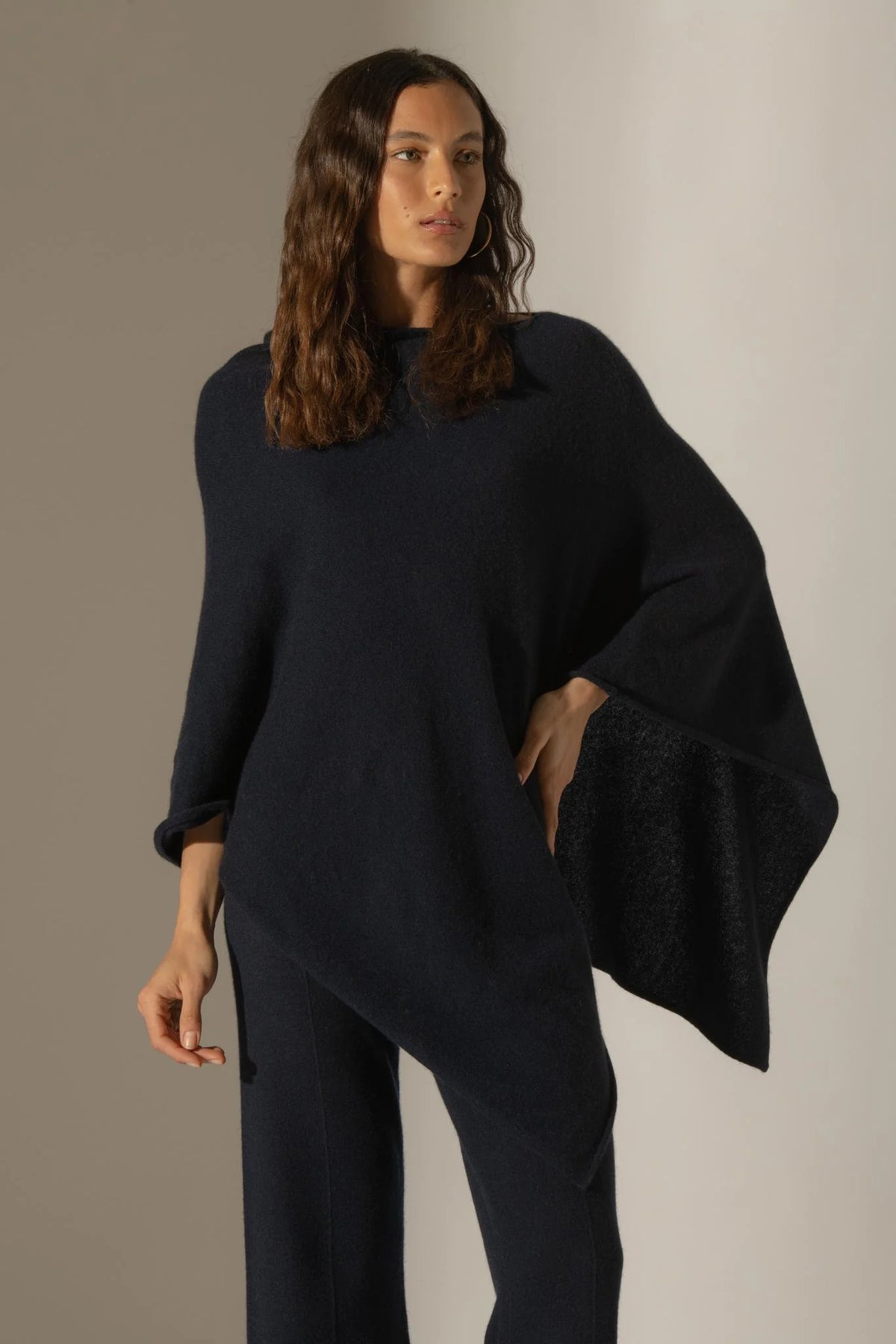 Poncho Tamara - Marino