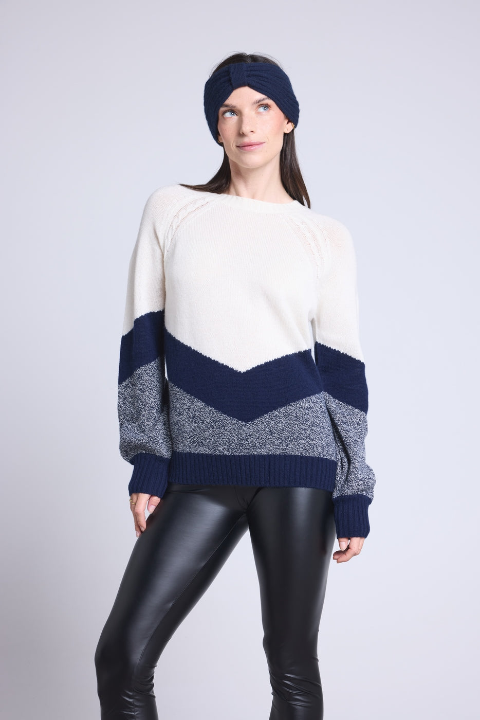 Colorblock Strik Teresa - Marineblå Og Hvid - Dame - Kashmir Og Uld