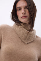 Sciarpa a Triangolo a Trecce Tory - Beige Crema - Donna - 100% Cashmere