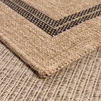 Alfombra efecto yute natural con estampado rectangular negro Alfombras Nazar