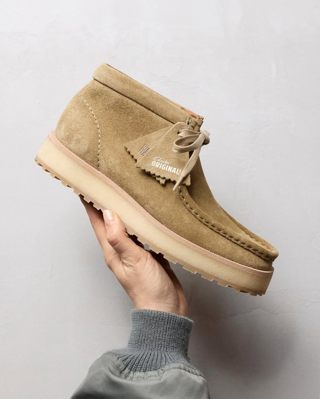 Wallabee Scout - Dark Sand Suede - Femme