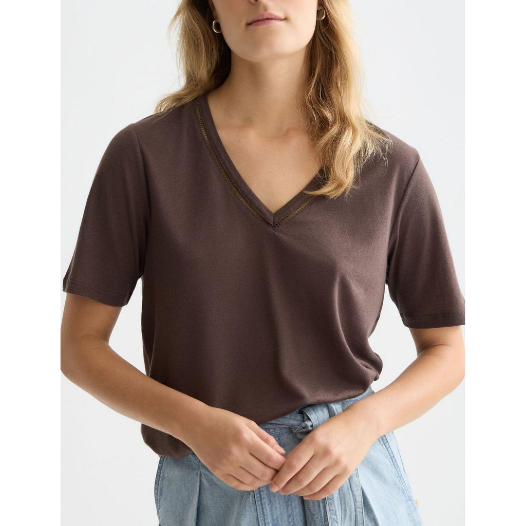 Linen V-Neck T-Shirt - Hot Fudge