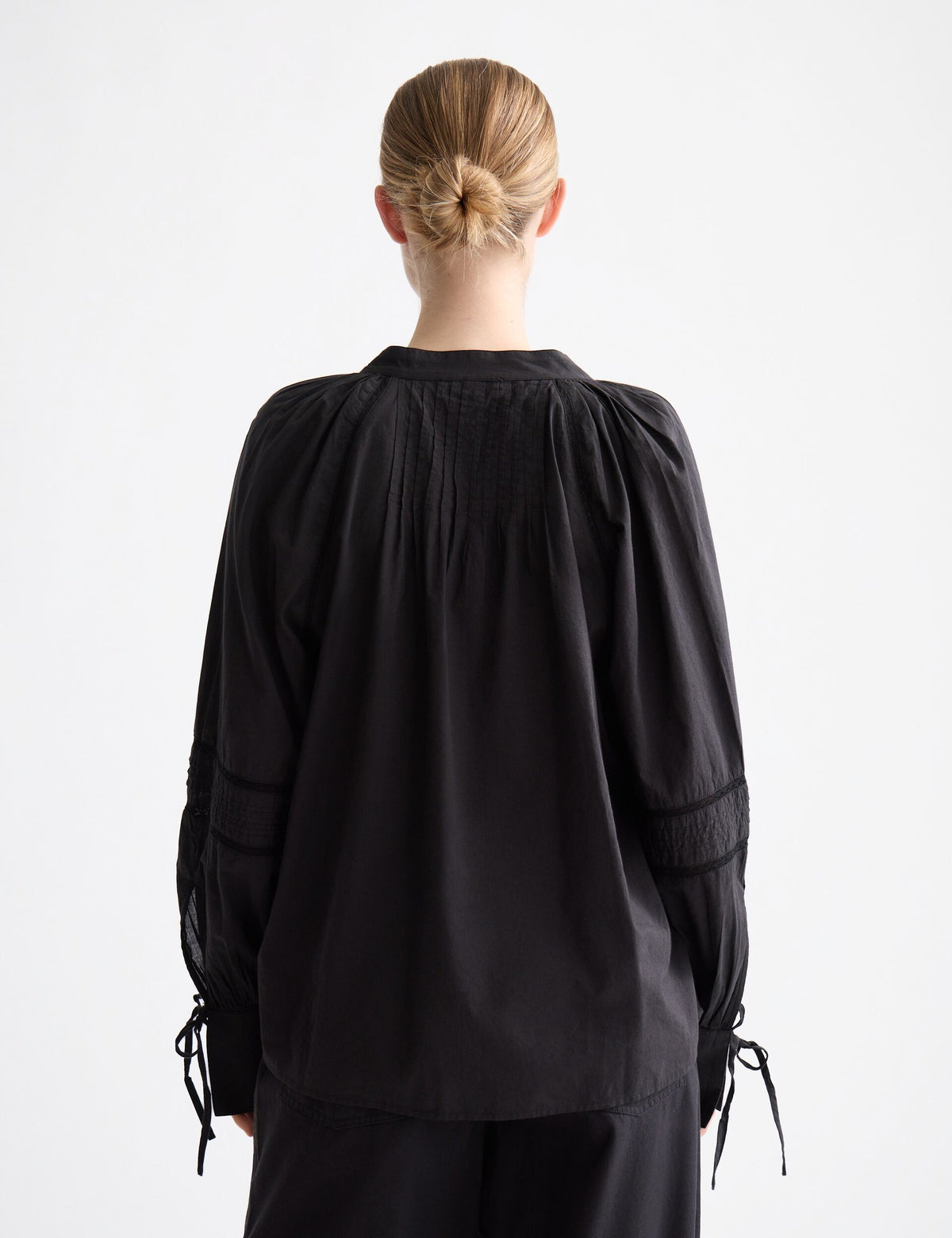 Blusa con encaje y cordones ajustables - Météorite