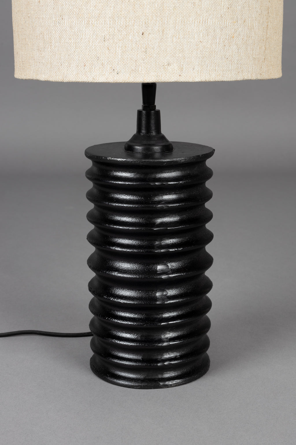 Yalu - Table Lamp - Aluminum - Black
