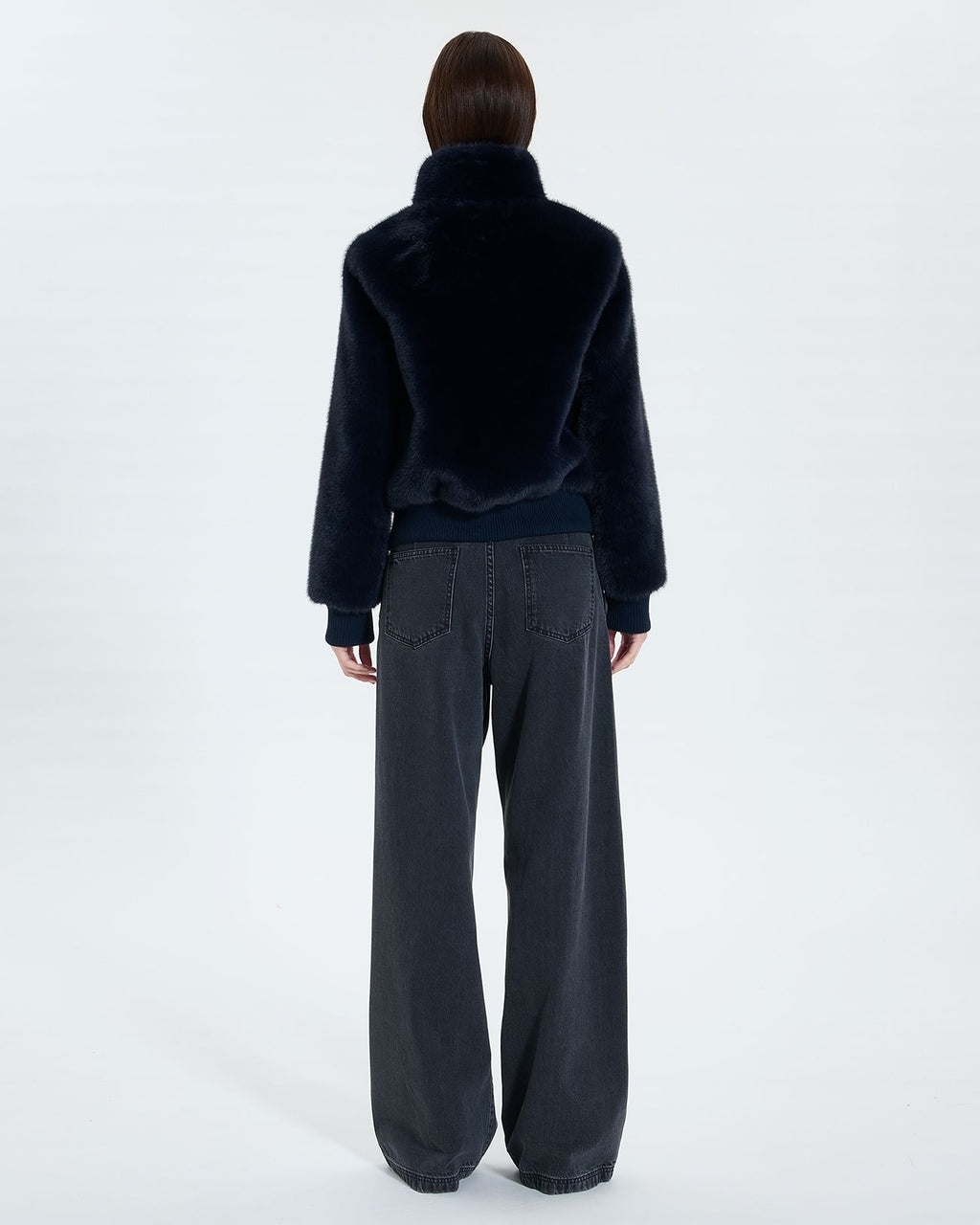 Short navy faux fur jacket_3