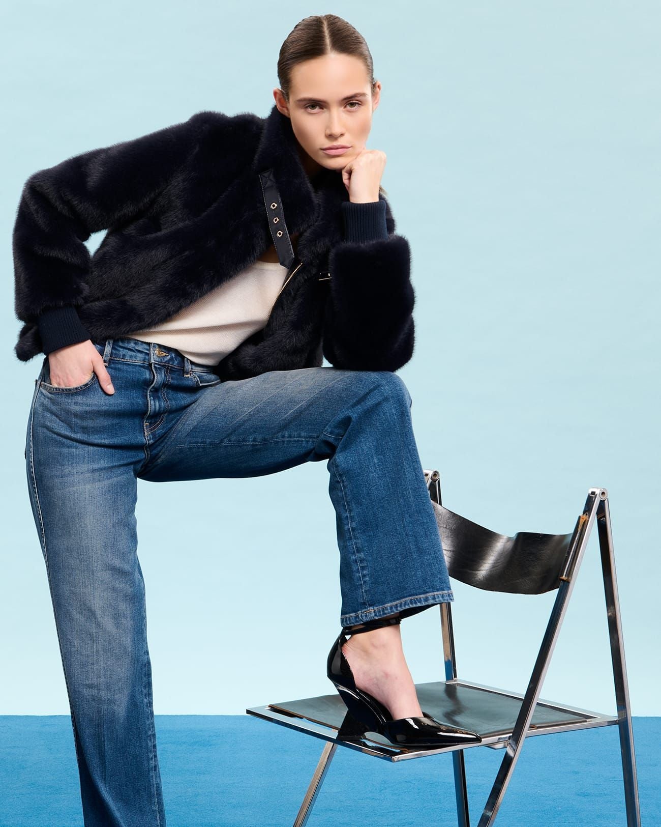 Short navy faux fur jacket_7