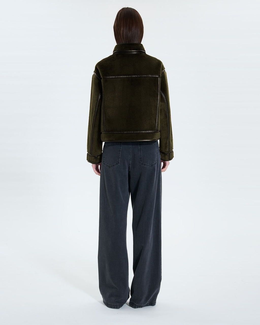Short khaki faux fur jacket_3