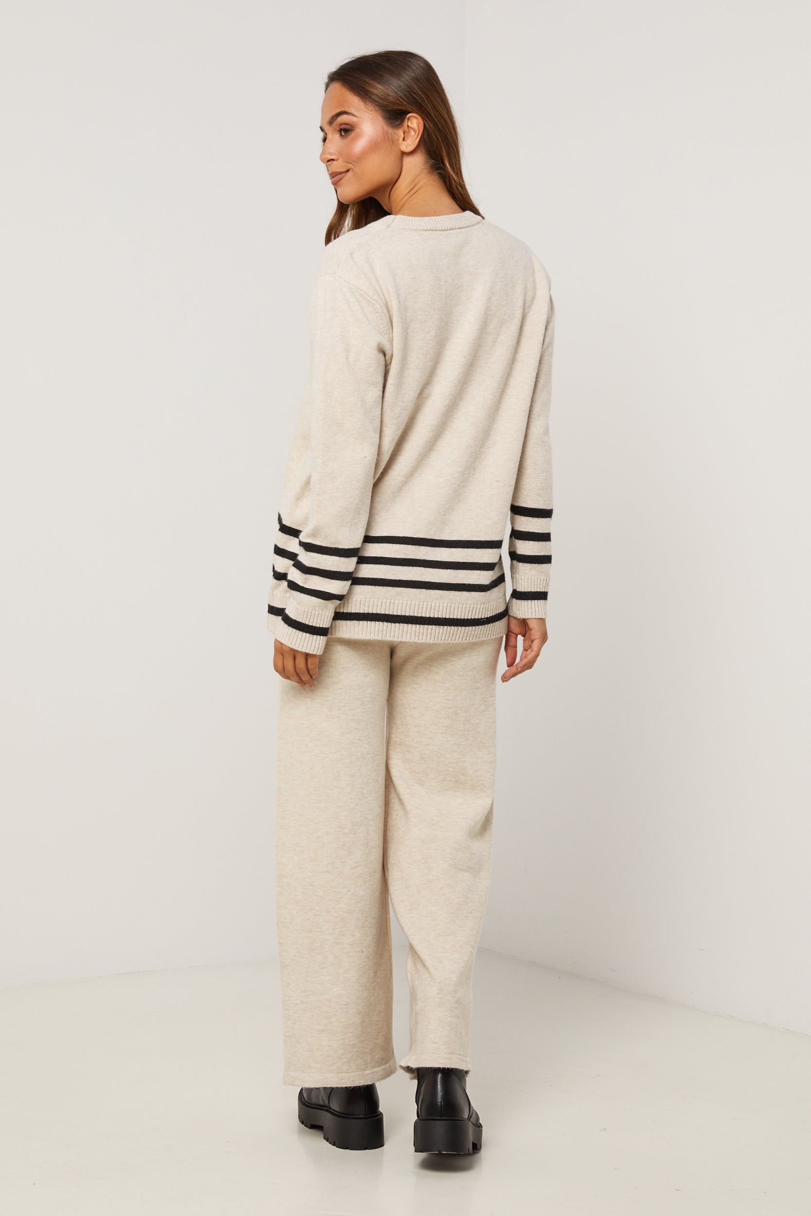 Sweater - Beige