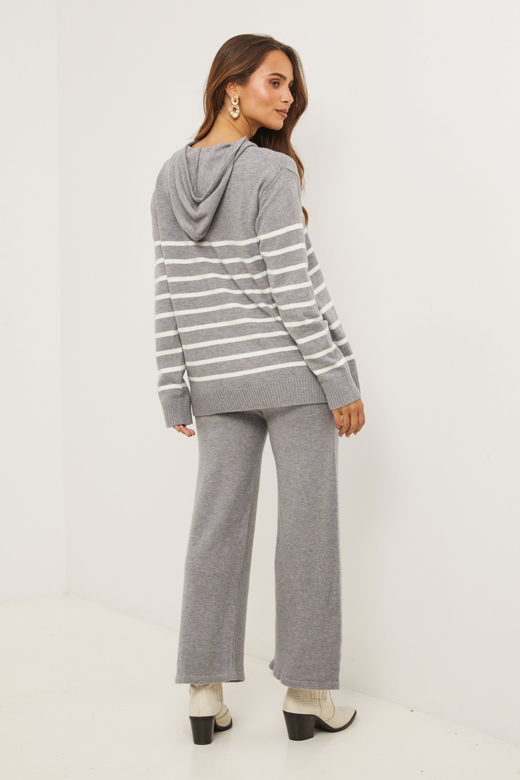 Conjunto - Gris