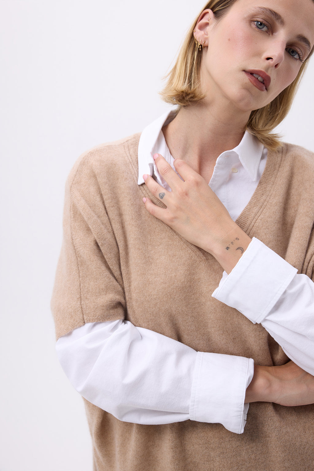 Oversize Strik med V-hals Uden Ærmer Vanina - Cremebeige - Dame