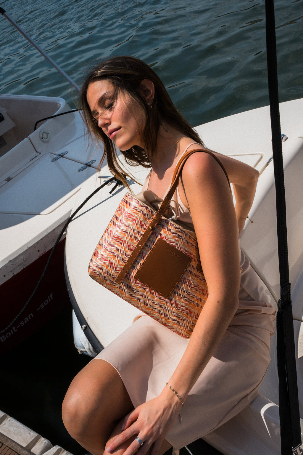 Azura Shoulder Bag - Cognac / Multi Bordeaux