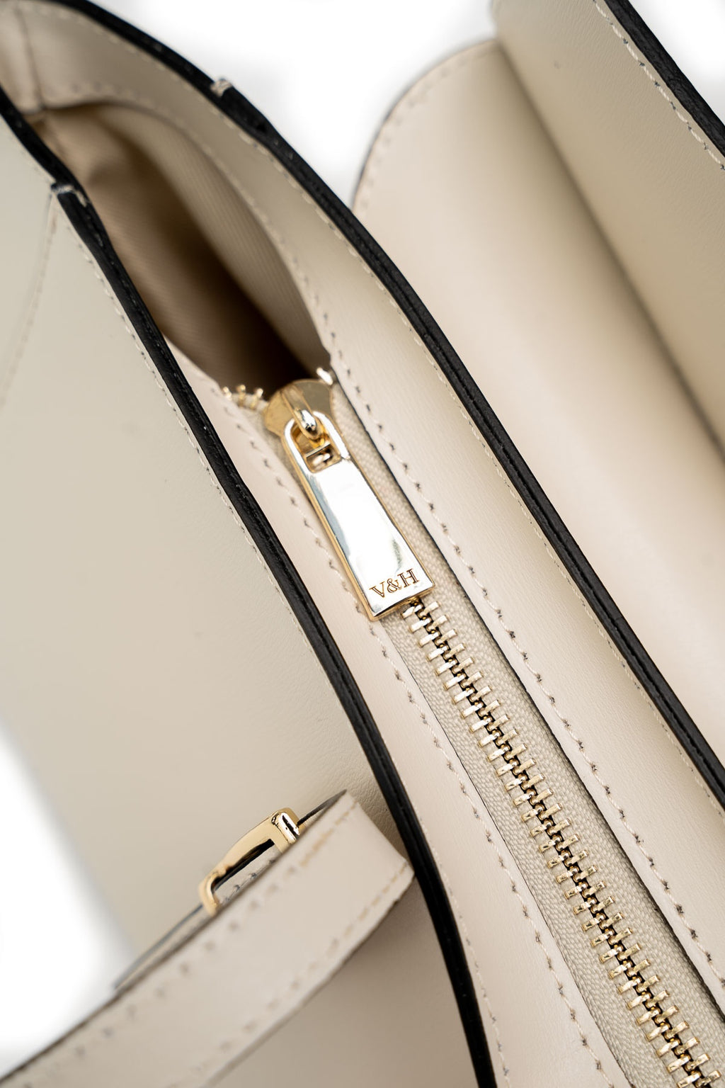 Briana Box Shoulder Bag - Beige