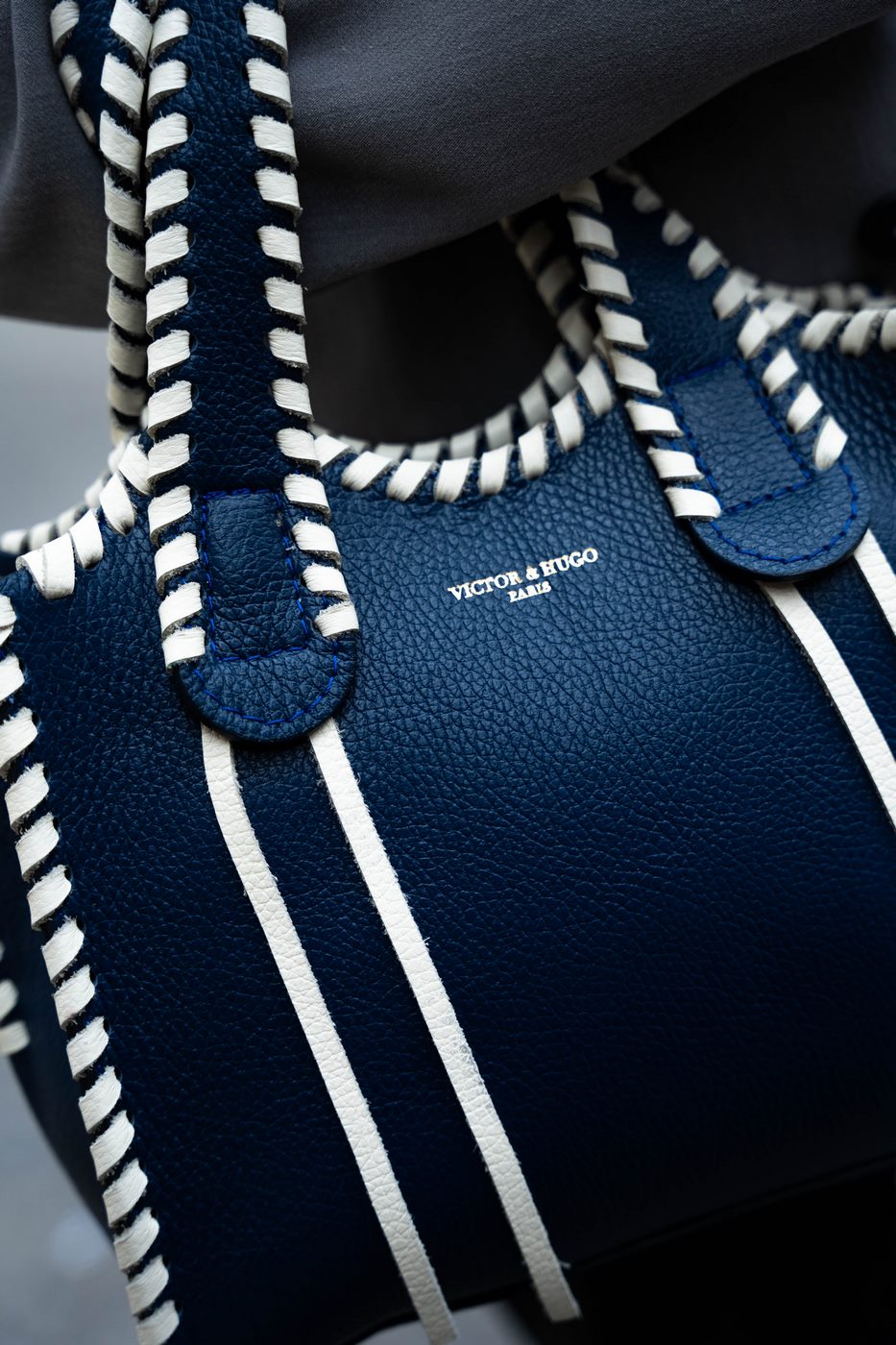 Bolso De Hombro Kamelia - Azul Marino / Blanco Roto
