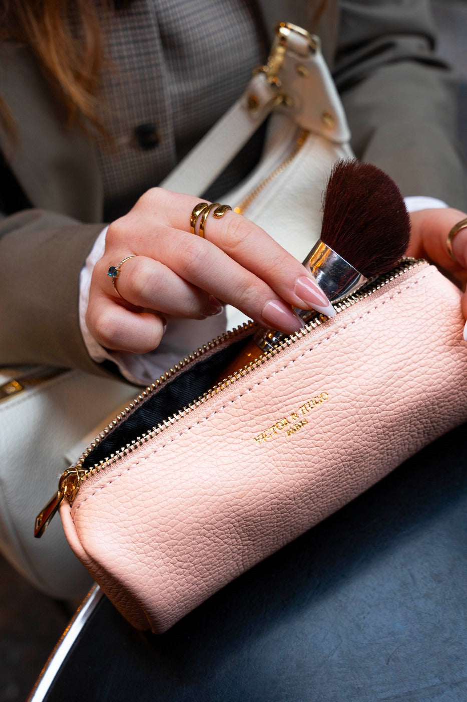 Laya Clutch - Light Pink