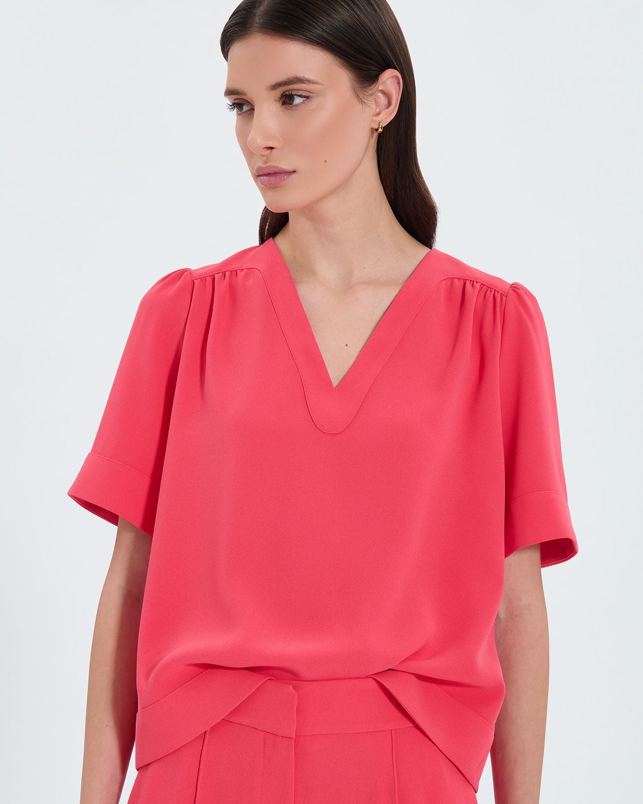 Coral fluid top_1