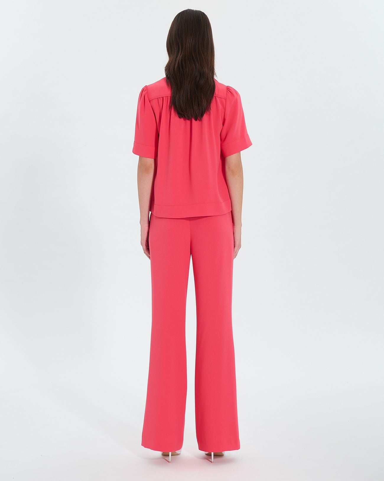 Coral fluid top_3