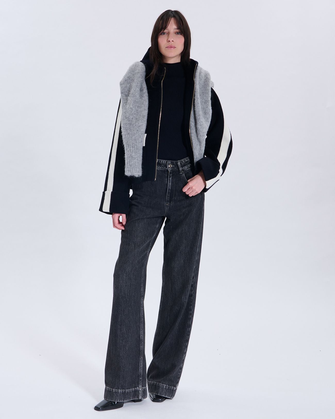 Nocturnal two-tone wool coat with leather outline_1