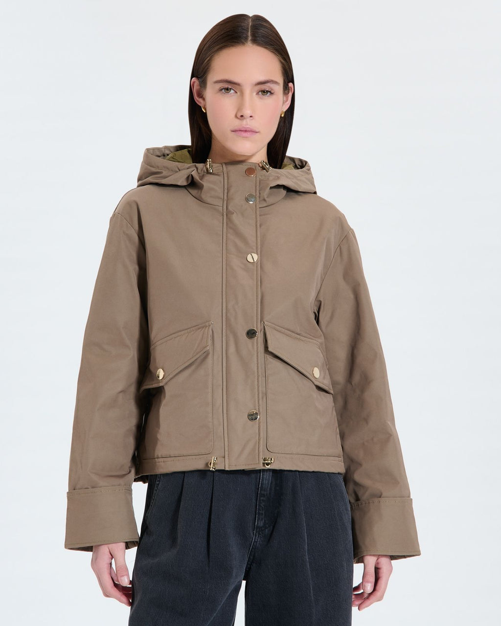 Short khaki nylon coat_1