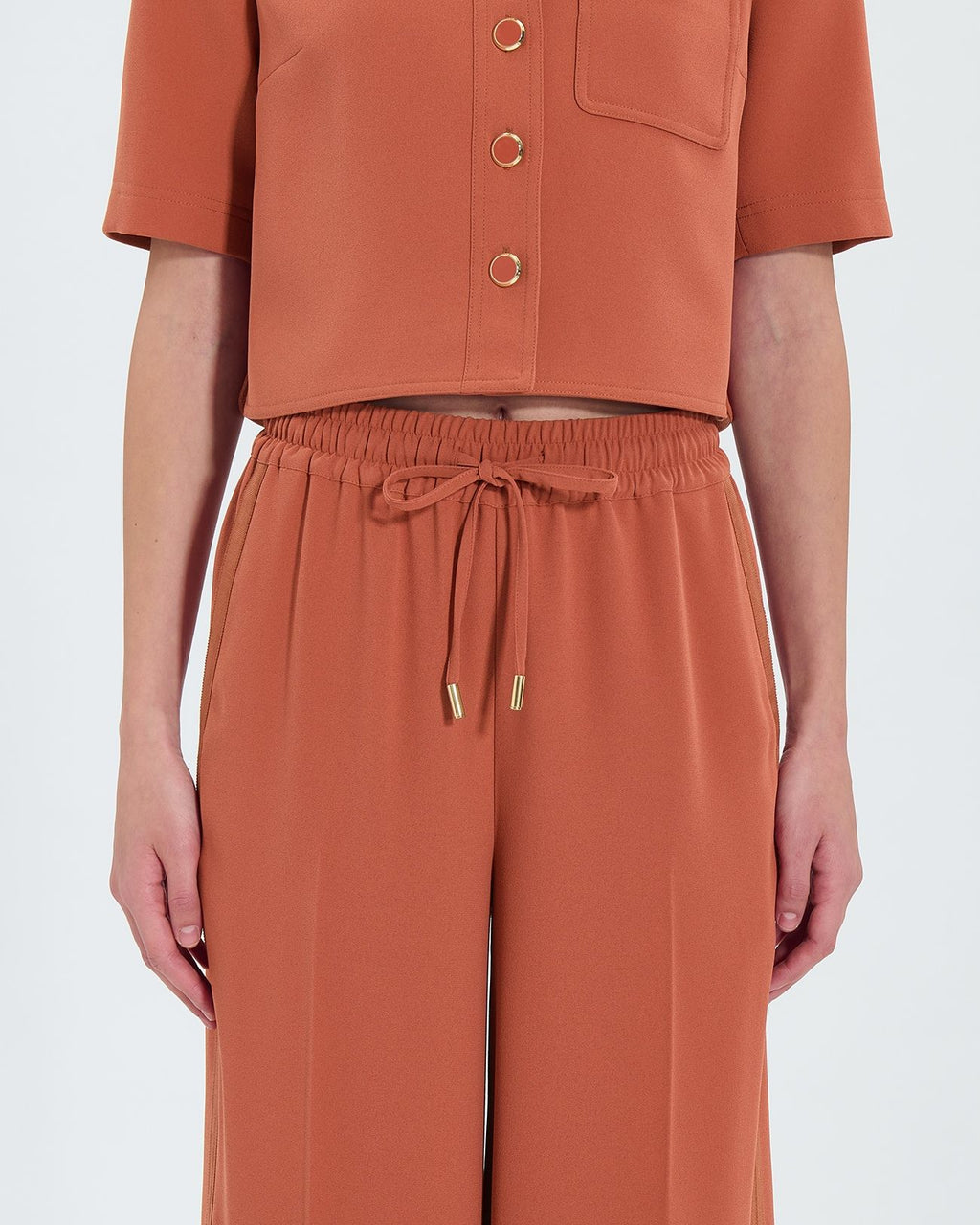 Pantalón holgado crepé ladrillo_2