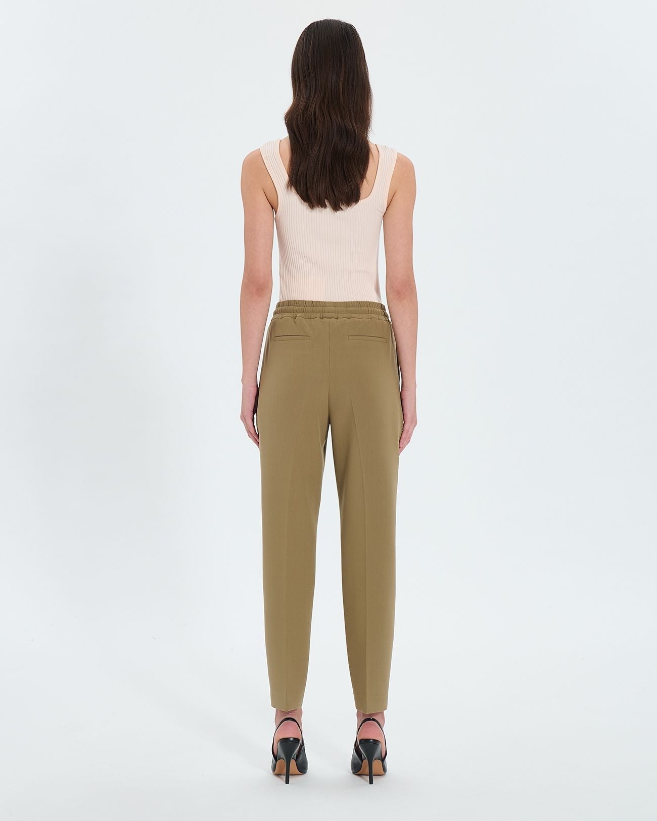 Loose khaki pants_3
