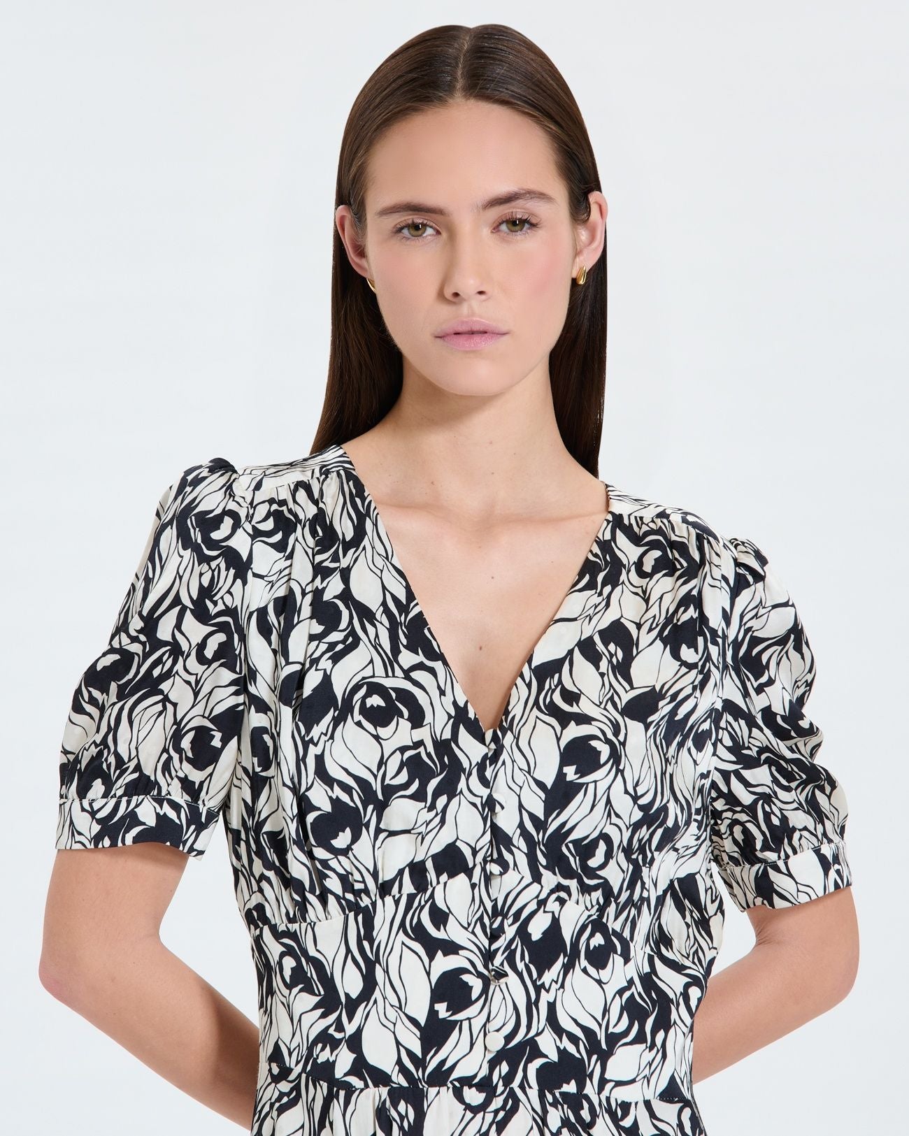 Vestido largo de vuelo con estampado floral_3