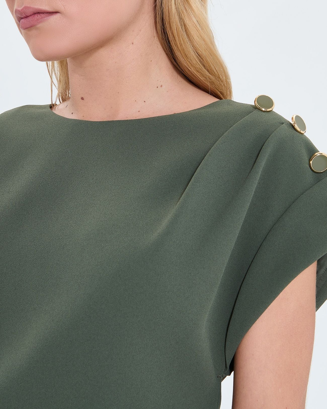 Vestido corto crepe caqui_3